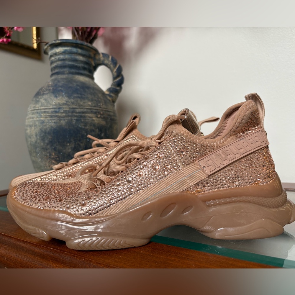 Steve Madden “Maxima” Fashion Sneakers
